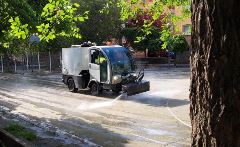 Huesca encomienda la gestión del servicio de limpieza viaria a Grhusa