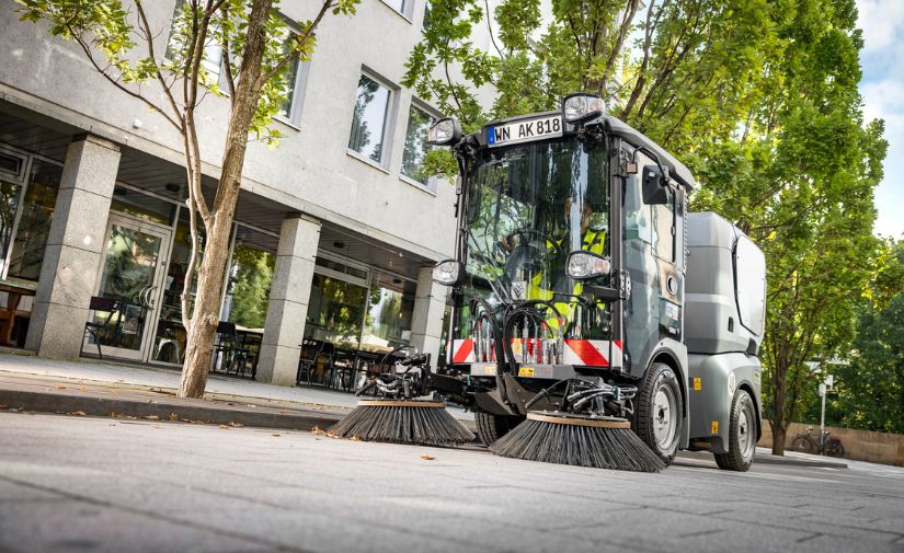 Kärcher Municipal presenta la MC 150, una barredora compacta diseñada para las ciudades y los trabajos multifunción