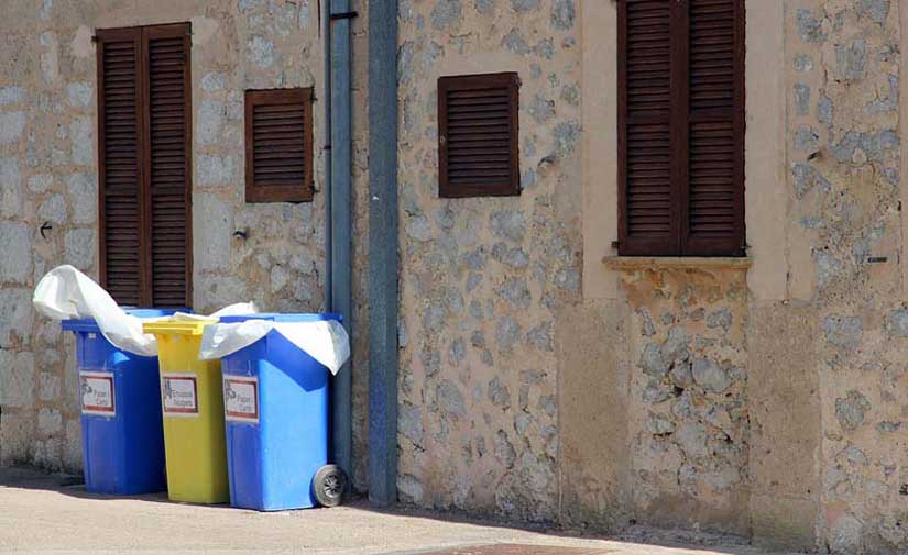 La comarca catalana del Segrià mejora sus tasas de recogida selectiva tras el cambio al modelo puerta a puerta