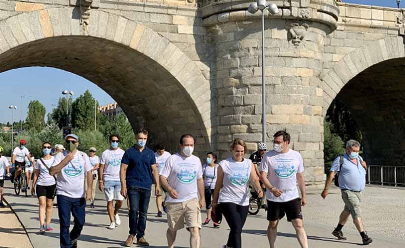 La senda Madrid Río-parque lineal del Manzanares conecta diez distritos a pie o en bici