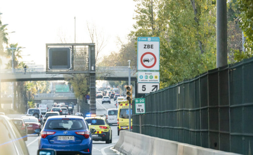 Administraciones catalanas recurren la sentencia del TSJC para mantener la zona de bajas emisiones en Barcelona