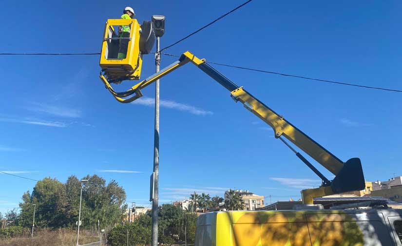 Las pedanías de Murcia renuevan el alumbrado público, mejorando la visibilidad y la seguridad de los vecinos