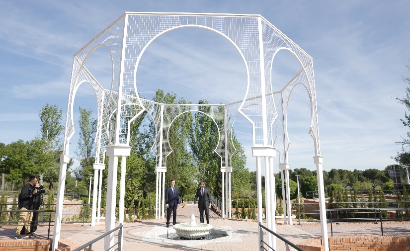 Madrid rehabilita el jardín árabe del parque Juan Carlos I con nuevas plantaciones y mejora de infraestructuras
