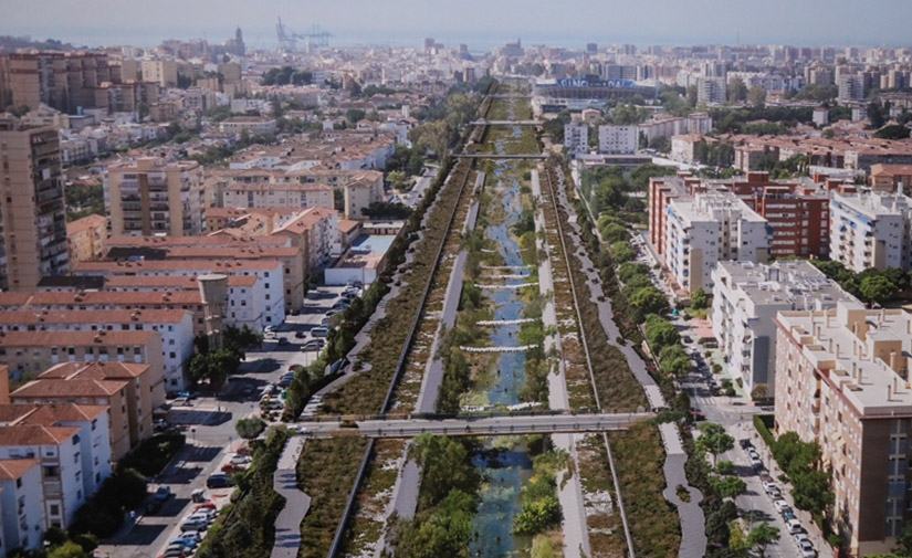 Málaga y la Junta de Andalucía suscriben el protocolo para la restauración e integración del Río Guadalmedina