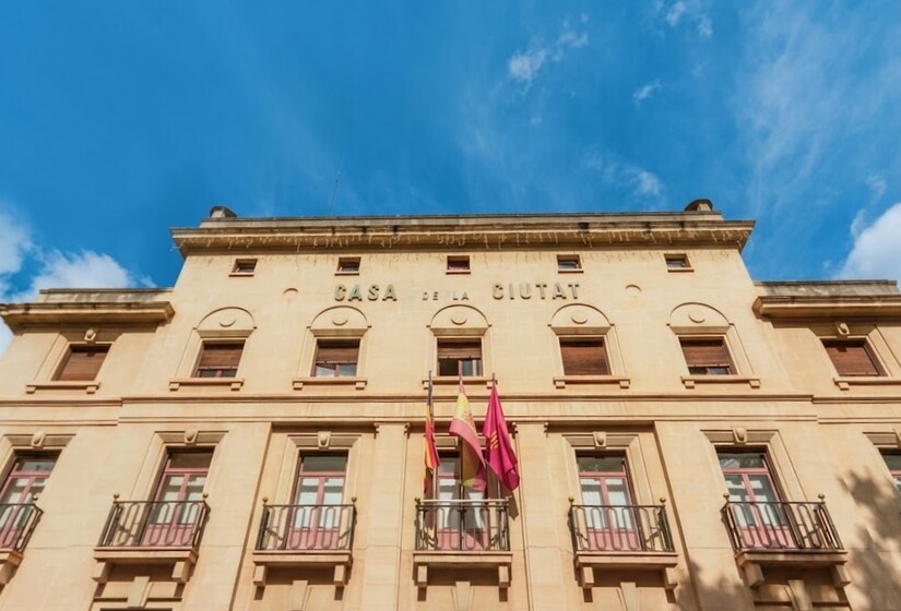 MOVISAT despliega en Xàtiva su plataforma EcoSAT y cerraduras inteligentes en los contenedores de orgánica