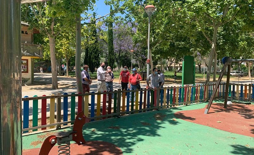 Murcia mejorará las zonas verdes en el centro de la ciudad con nuevo mobiliario urbano y arbolado