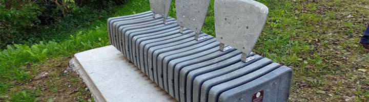 Cantabria amplía su mobiliario urbano fabricado con cápsulas de café de plástico recicladas