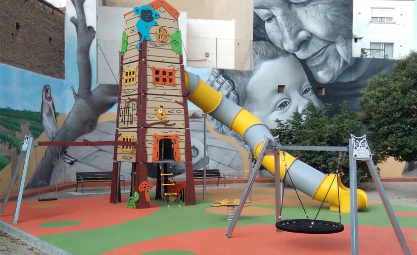 Nuevos parques infantiles de divertidas temáticas en Burjassot