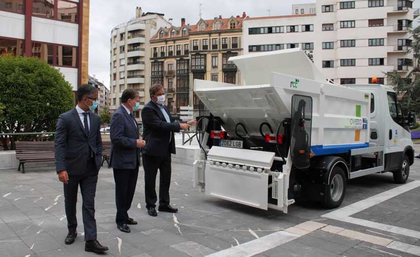 Oviedo incorpora 6 nuevos vehículos de limpieza