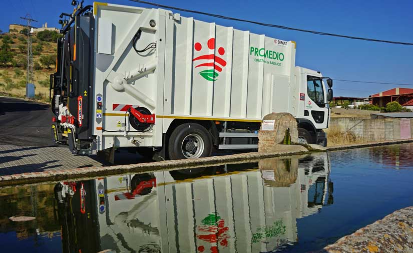 Promedio licita cinco camiones de recogida de residuos por un millón de euros
