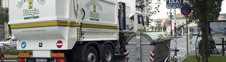 Torrelavega crea una Mesa de Trabajo para definir las mejoras en el servicio de recogida de residuos