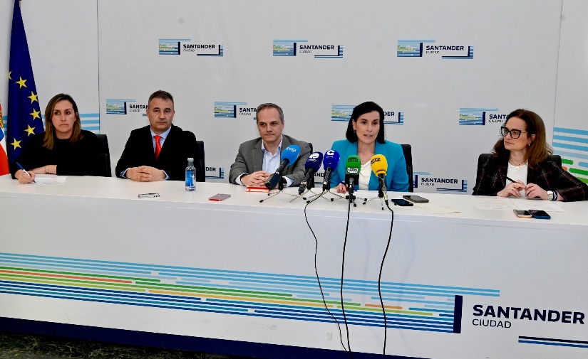 Santander y UTE Acciona-Oxital firman el nuevo contrato de recogida de residuos y limpieza viaria