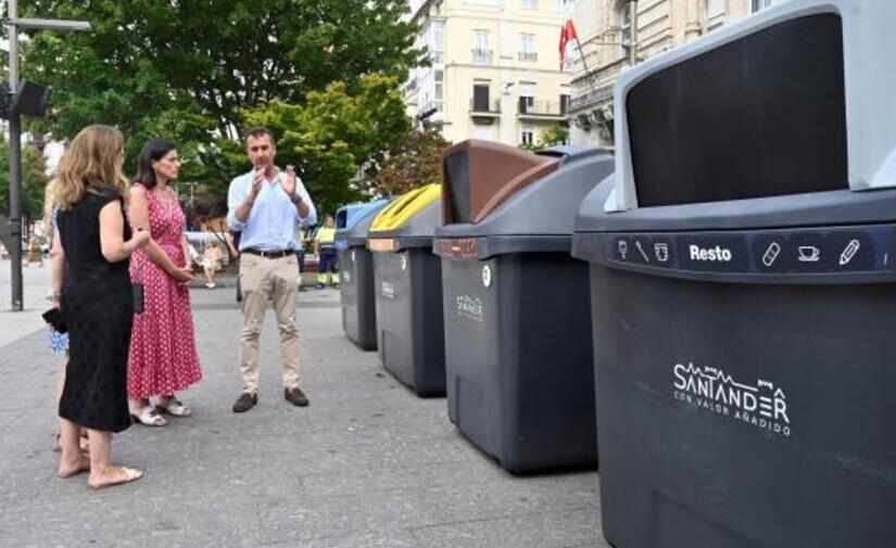 Santander inicia la renovación de cerca de 4.000 contenedores con un nuevo modelo más accesible e higiénico