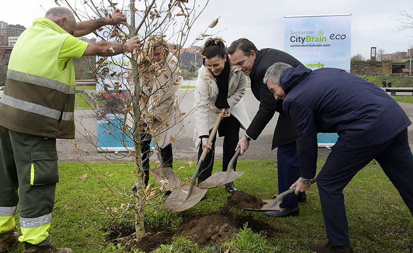 Santander presenta Santander City Brain eco, un espacio donde construir una ciudad sostenible junto a sus vecinos