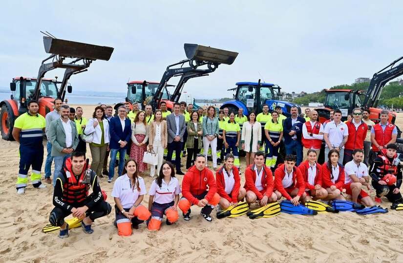 Santander refuerza la gestión integral de sus playas con más personal y equipamiento inteligente