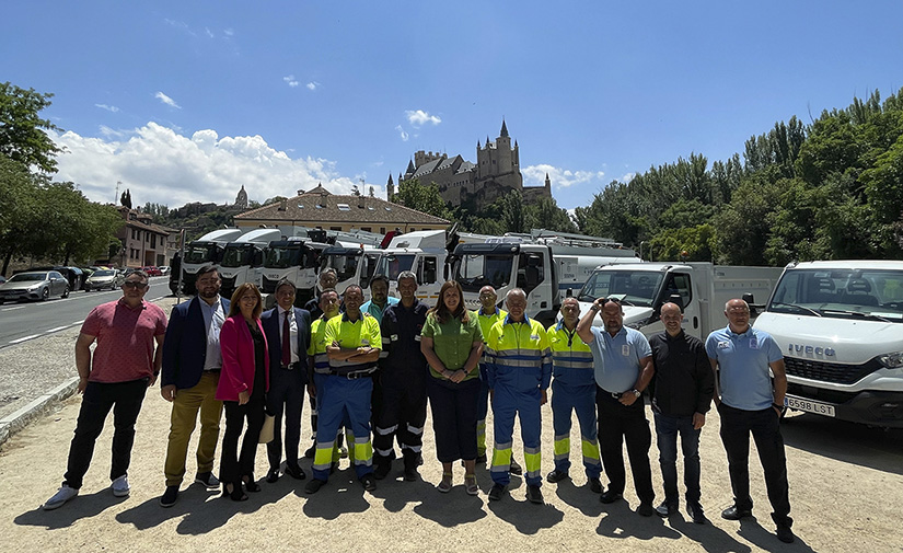 Segovia presenta su nueva flota de vehículos de gas natural para la recogida de residuos y limpieza viaria
