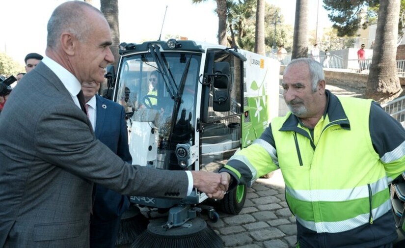 Sevilla aumenta su inversión en maquinaria, sostenibilidad y digitalización para limpieza y recogida de residuos