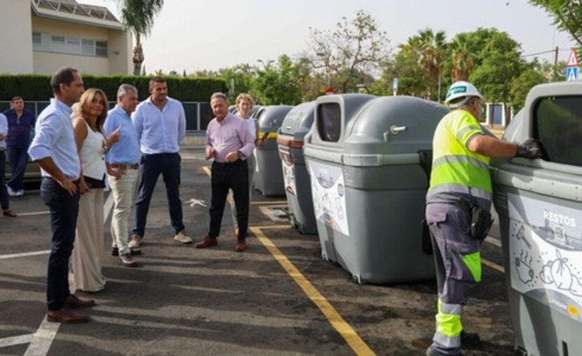 Sevilla inicia la renovación de sus contenedores por unos más eficientes y con menor coste de mantenimiento