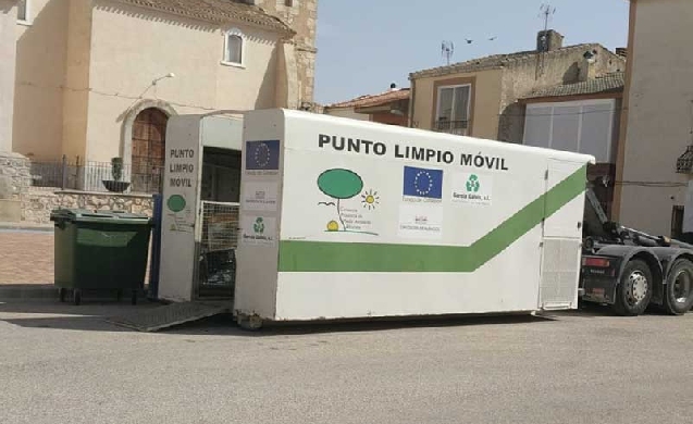 Albacete refuerza su programa de puntos limpios móviles con vehículos eléctricos y nuevos contenedores