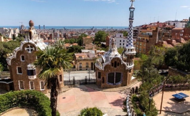 Barcelona invertirá 6 millones en la renovación del alumbrado y servicios del Park Güell hasta 2027