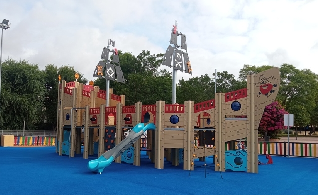 Castilleja de la Cuesta inaugura un original parque infantil