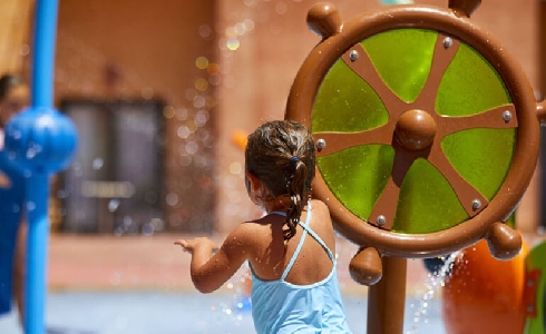 Cómo diseñar un parque acuático que combine diversión y aprendizaje