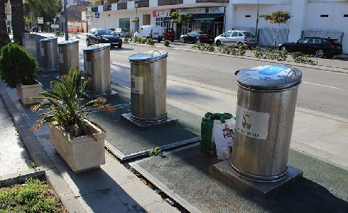 Dénia licita el nuevo servicio de recogida de residuos y limpieza urbana