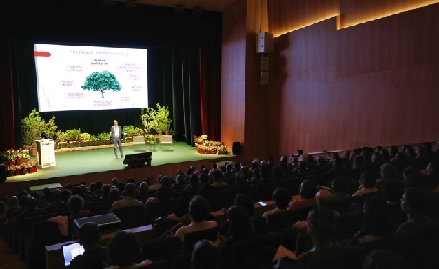 El 50° Congreso PARJAP expone en Pamplona los beneficios de las SBN hacia ciudades más verdes