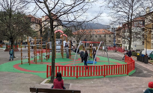 El Ayuntamiento de Bilbao mejora las zonas estanciales de Jardines de Solokoetxe