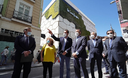 El Ayuntamiento de Valladolid y El Corte Inglés presentan la primera fachada verde vegetal de España