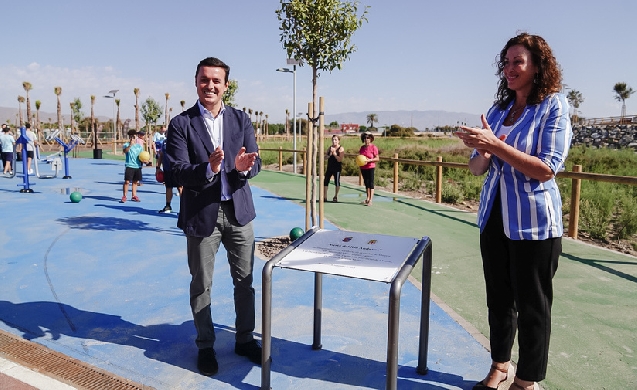 El delta del Andarax se transforma en un espacio para la convivencia y el deporte en Almería