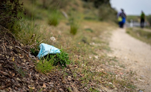 El Proyecto LIBERA reclama responsabilidad en la gestión de las mascarillas y guantes