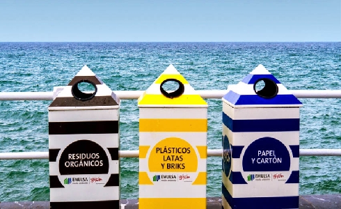Emulsa se refuerza con 250 personas para una campaña especial de limpieza urbana en Gijón