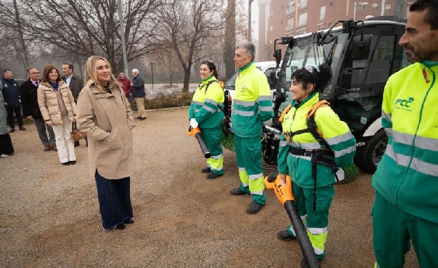 Granada despliega las ‘Ecobrigadas’ para reforzar la limpieza intensiva en todos los barrios