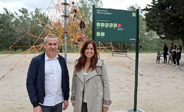La Arboleda de Macanaz en Zaragoza reabre su área de juegos infantiles