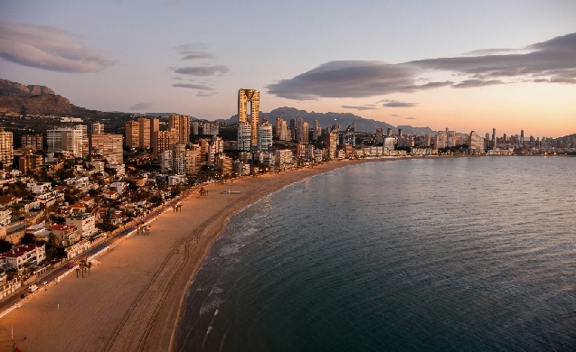 La contaminación lumínica, deslumbrante enemigo para la vida marina