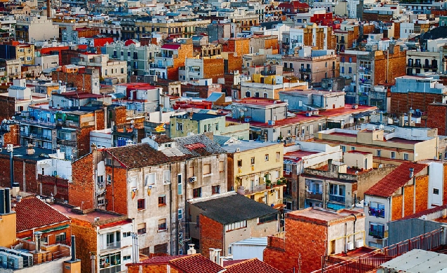 La falta de zonas verdes en los barrios más pobres acentúa su vulnerabilidad al calor