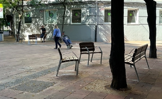 León implanta la recogida puerta a puerta de residuos en varias calles peatonales de la ciudad
