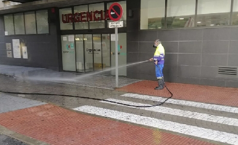 Limasa desinfecta cerca de 110.000 puntos de la ciudad de Málaga