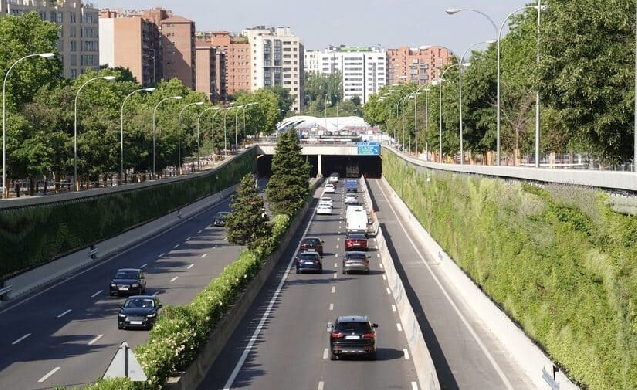 Madrid cuenta con los jardines verticales más grandes de Europa: Calle 30 Natura