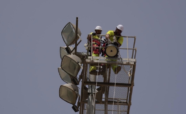 Málaga inicia la mejora energética de 24 campos de fútbol a través de la renovación del alumbrado