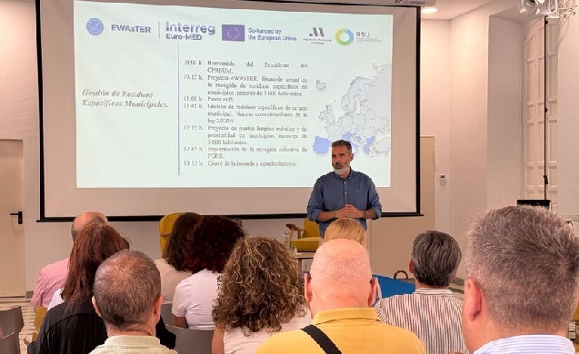 Málaga plantea puntos limpios móviles y de proximidad para mejorar la recogida de residuos específicos en pequeños municipios