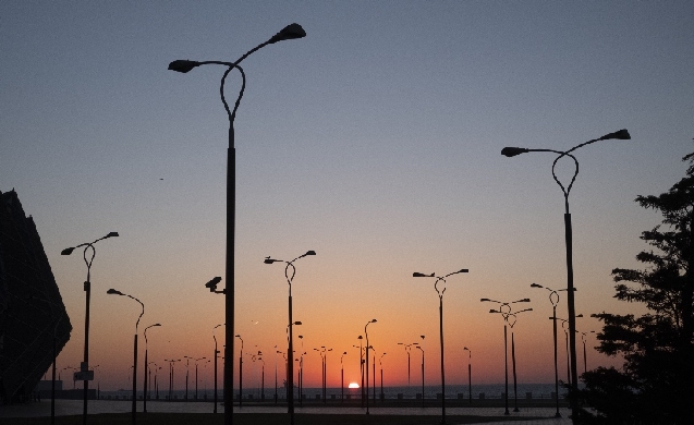 Málaga prorroga tres meses el contrato de mantenimiento del alumbrado mientras ultima la adjudicación del nuevo servicio