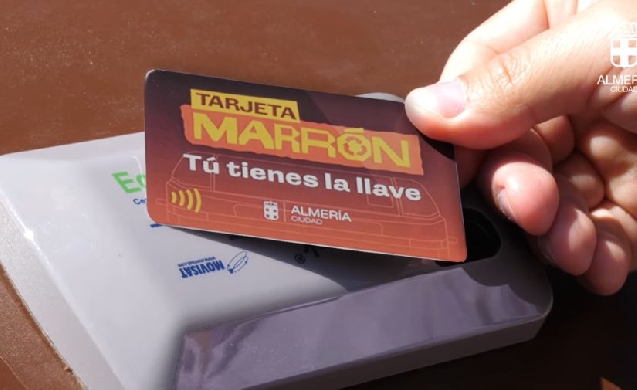 MOVISAT implantará un sistema inteligente de cerraduras para el contenedor marrón en Almería