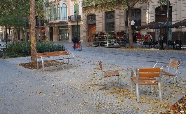 Nuevo mobiliario de Grup Fábregas para equipar el Eje Verde de Barcelona