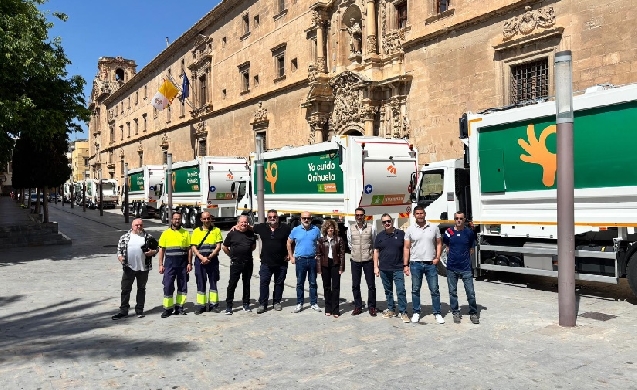 Orihuela incorpora 7 nuevos camiones de residuos y alcanza 12 vehículos renovados