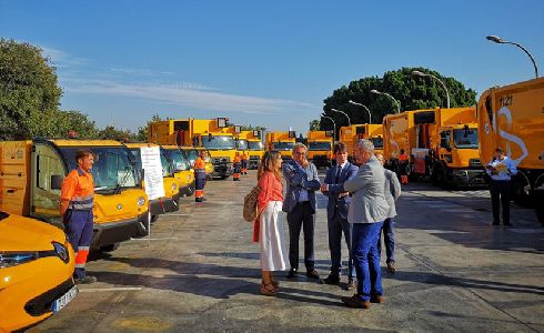 Sevilla pone en marcha una prueba piloto de limpieza viaria y un plan especial de mejora de contenedores