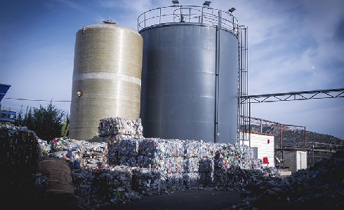 Una segunda vida para más de 40.000 toneladas de botellas de plástico