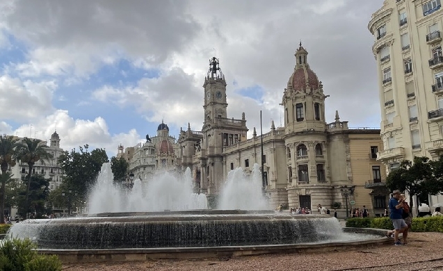 València renueva sus fuentes para una mejora de la eficiencia energética y del atractivo turístico