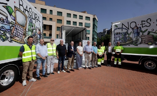 Valladolid incorpora tres nuevos puntos limpios móviles eléctricos para reforzar la recogida selectiva de residuos